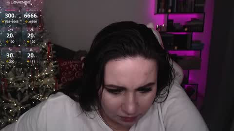 mari moore online show from 12/27/24, 11:53