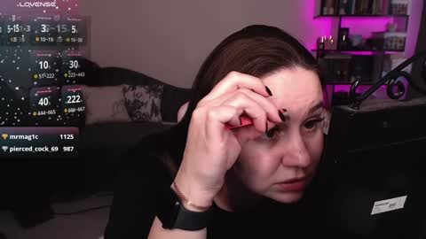 mari moore online show from 02/07/25, 01:53