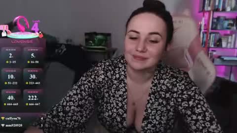 mari moore online show from 07/19/26, 07:56