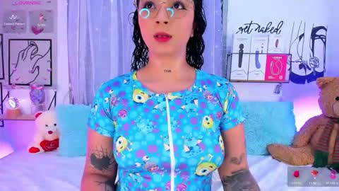 Mari Sweett  online show from 01/11/26, 04:34