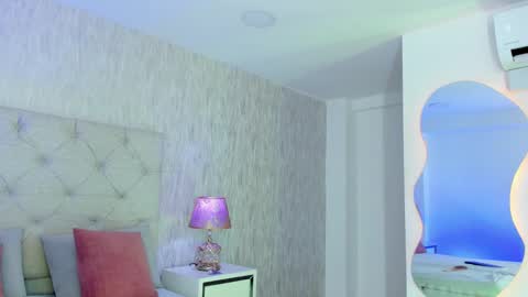 Maria Angel  online show from 03/18/26, 04:15