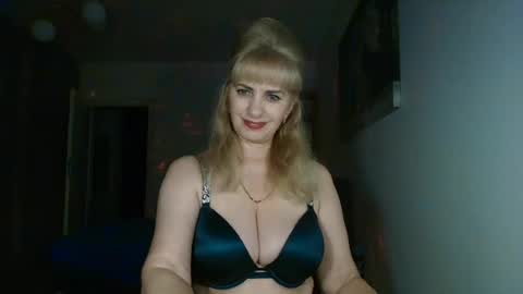 Snapshot of maria_anna_mmm chatting on 06/13/26, 07:23 maria_anna_mmm online show from 06/13/26, 07:23