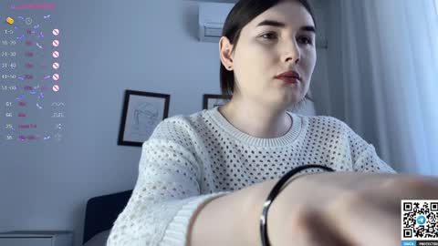 Snapshot of maria_bowie chatting on 02/21/25, 08:51 Maria online show from 02/21/25, 08:51