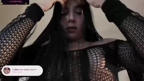 Snapshot of maria_cardenas chatting on 06/24/26, 11:26 maria online show from 06/24/26, 11:26