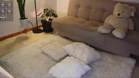 M. online show from 11/05/25, 11:27