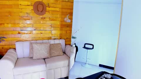 MARIA online show from 10/06/25, 12:24