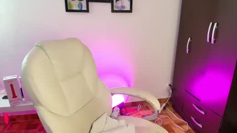 Leidy online show from 07/23/26, 01:08