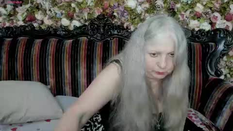 Snapshot of mariabelladonna chatting on 07/08/26, 09:52 Maria online show from 07/08/26, 09:52