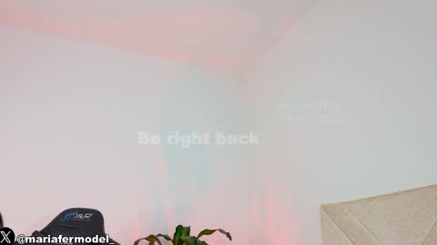 Snapshot of mariafer05 chatting on 05/19/26, 04:13 Maria Fer online show from 05/19/26, 04:13