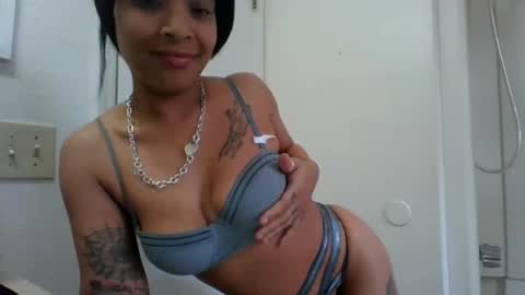 Snapshot of mariah255 chatting on 03/02/26, 06:59 Mariah online show from 03/02/26, 06:59