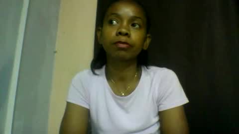 Snapshot of mariah642217 chatting on 05/18/26, 04:29 mariah642217 online show from 05/18/26, 04:29