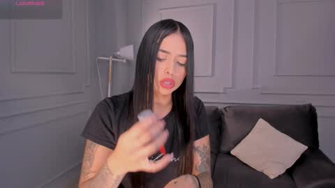 MARIA HERRERA  online show from 11/30/25, 05:55