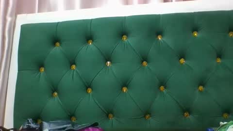 Snapshot of mariahsexy4u chatting on 02/16/26, 02:57 mariahsexy4u online show from 02/16/26, 02:57