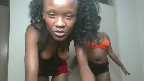 Snapshot of mariahsexy4u chatting on 02/28/26, 07:59 mariahsexy4u online show from 02/28/26, 07:59