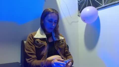 Snapshot of mariam_wish1 chatting on 07/11/26, 04:53 mariam_wish1 online show from 07/11/26, 04:53