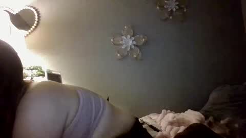 Snapshot of mariamaybe24 chatting on 12/11/24, 08:47 Mariah online show from 12/11/24, 08:47