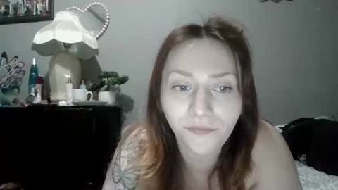 Snapshot of mariamaybe24 chatting on 12/28/24, 03:37 Mariah online show from 12/28/24, 03:37
