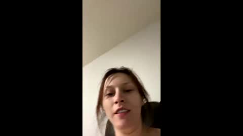 Snapshot of mariamaybe24 chatting on 01/27/25, 02:10 Mariah online show from 01/27/25, 02:10