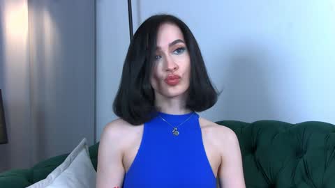 MariaMenson online show from 01/30/25, 10:30