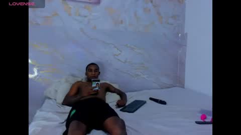 Snapshot of mariamrosse chatting on 06/24/26, 12:31 Mariam online show from 06/24/26, 12:31