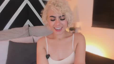 Marian online show from 12/03/25, 11:36