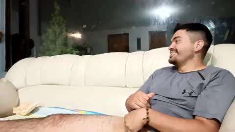 Mariana online show from 02/15/26, 03:47