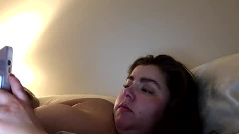 mariana199410 online show from 02/09/25, 11:58