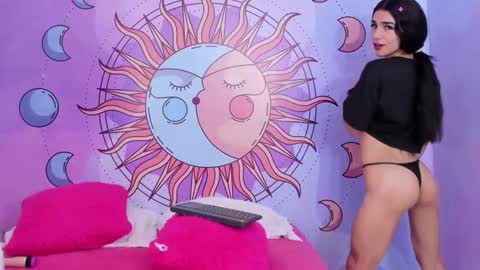 mariana_16_ online show from 10/17/25, 07:38