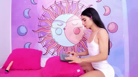 mariana_16_ online show from 11/01/25, 02:52