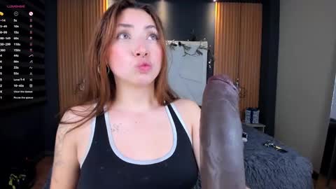 Mariana Castro online show from 01/04/25, 07:34