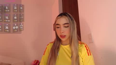 Mariana online show from 10/05/25, 06:06