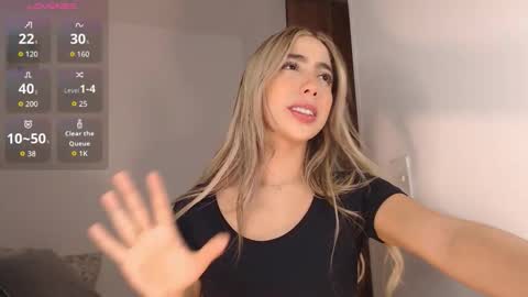 Mariana online show from 12/13/25, 10:04