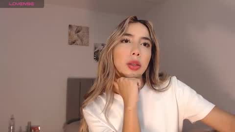 Mariana online show from 02/14/26, 04:48