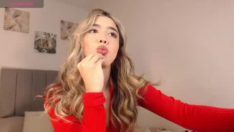 Mariana online show from 07/05/26, 02:07