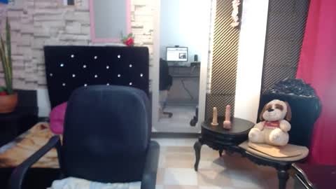 mariana_night online show from 09/11/25, 09:26