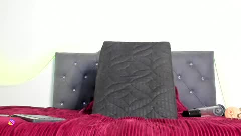 Mariana Preciado online show from 01/17/25, 05:53