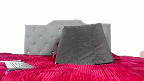 Mariana Preciado online show from 01/27/25, 07:03