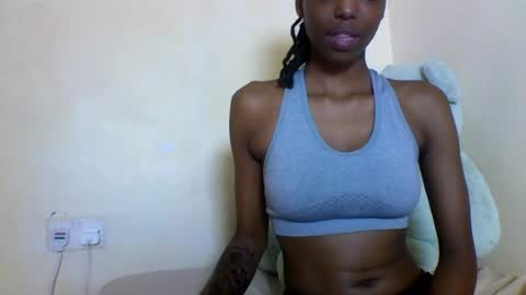 Snapshot of mariana_stacx chatting on 06/22/26, 09:56 Mariana online show from 06/22/26, 09:56