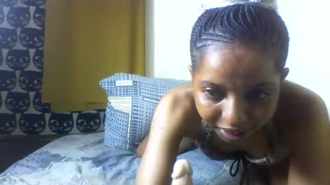 Snapshot of mariana_stacx chatting on 08/02/26, 03:27 Mariana online show from 08/02/26, 03:27