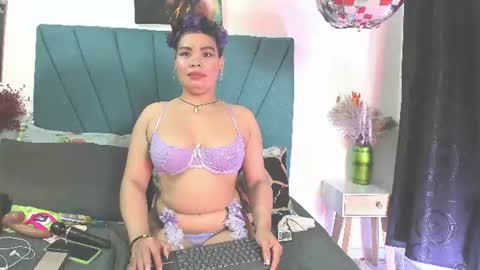 Snapshot of mariana_star1 chatting on 07/02/26, 04:18 mariana_star1 online show from 07/02/26, 04:18