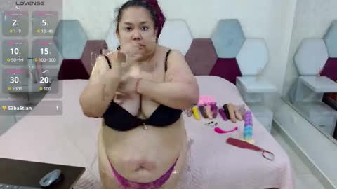 mariana online show from 12/17/25, 04:46