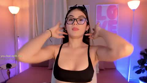 Mariana online show from 03/27/26, 12:16