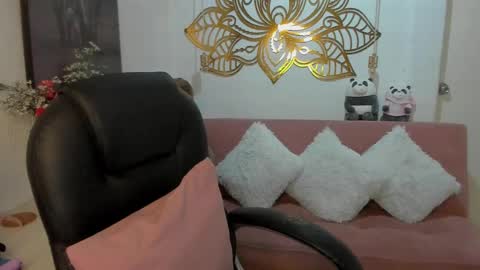 Mariana Lopez online show from 02/13/25, 12:13