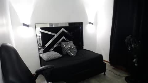 Mariana online show from 03/03/26, 03:12