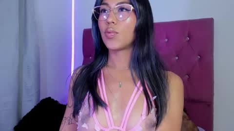 Snapshot of marianawlls chatting on 09/16/25, 03:29 mariana williams online show from 09/16/25, 03:29