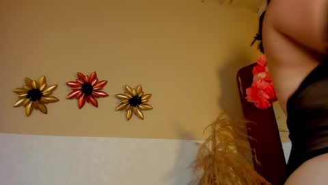 marianeporter online show from 12/22/24, 10:36