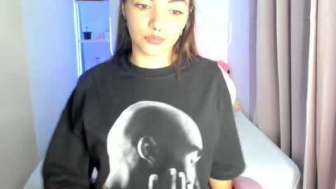 Snapshot of mariangel_3 chatting on 11/01/25, 01:07 Mariangel online show from 11/01/25, 01:07