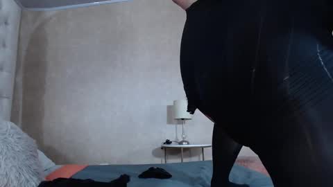 la crespa x online show from 03/28/26, 12:38