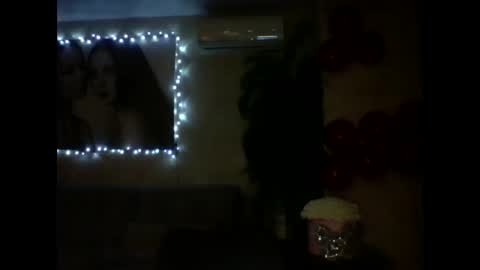 Snapshot of marianna1977 chatting on 02/14/25, 07:12 marianna1977 online show from 02/14/25, 07:12