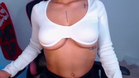 M A R I A N E online show from 01/02/25, 09:11